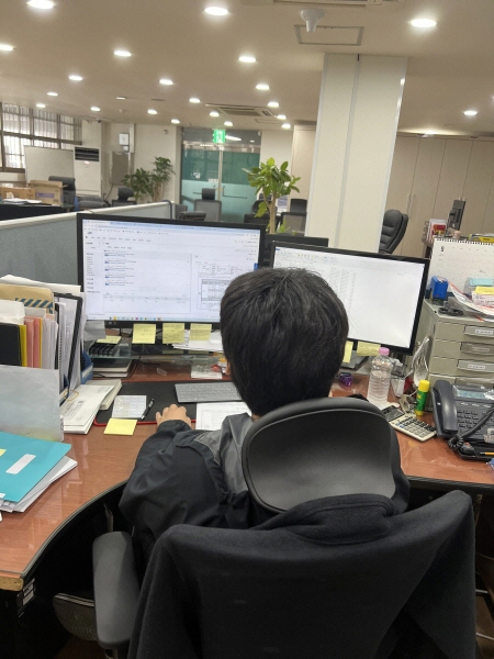 비즈오피스 사용 사진.jpg